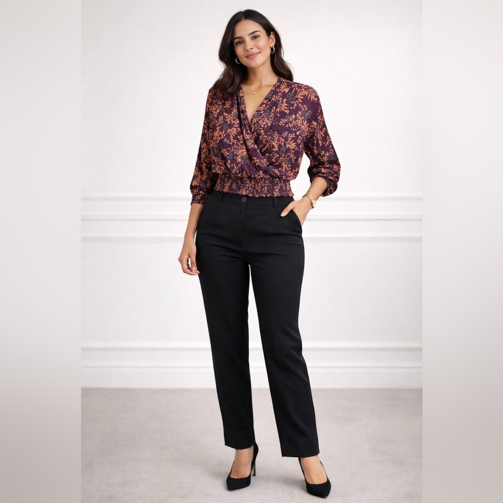 Women’s Tua Boutique Floral Blouse Size L- Chic Office Style- Like New